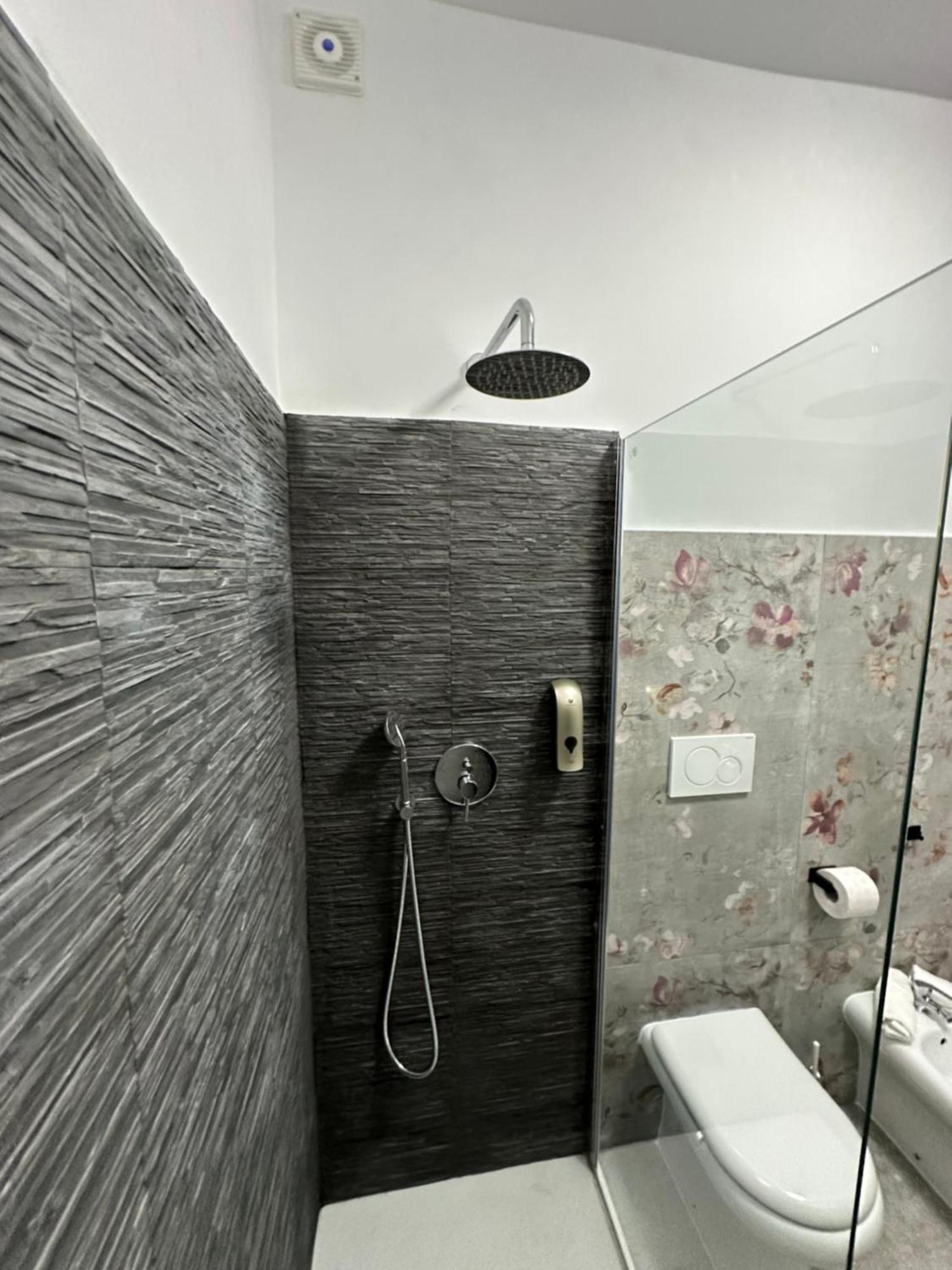 Appartement Fcoairporthouse à Fiumicino Extérieur photo